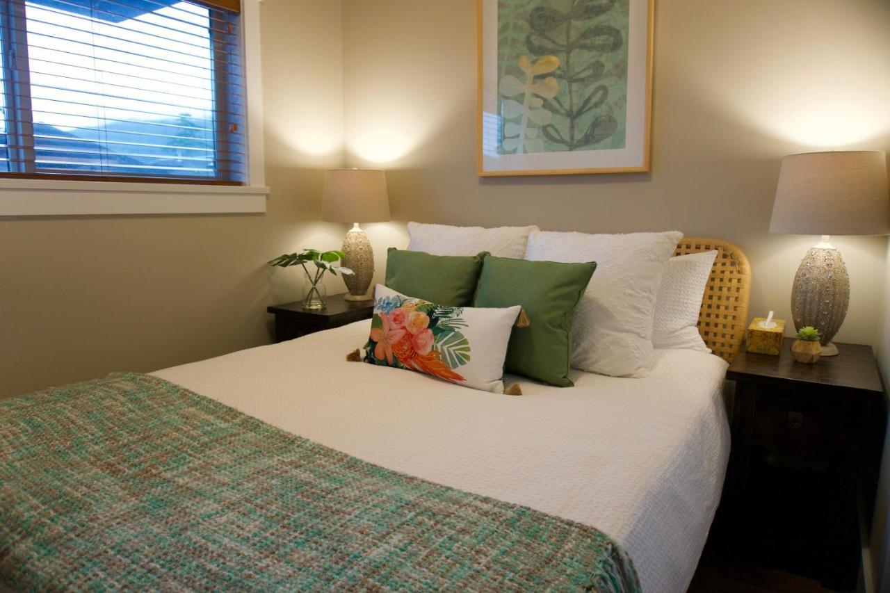 Port Renfrew Vacation Rentals Екстериор снимка
