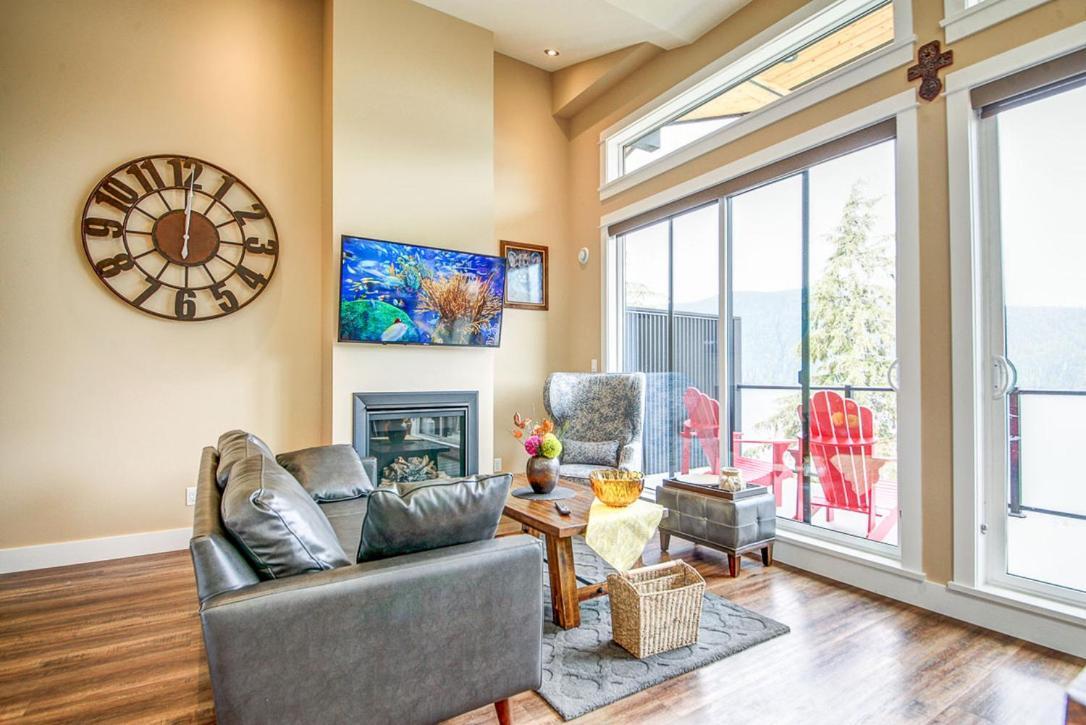 Port Renfrew Vacation Rentals Стая снимка
