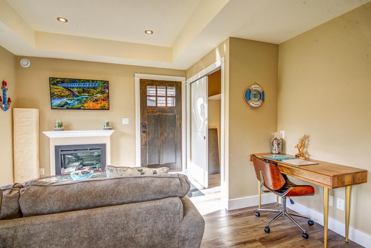 Port Renfrew Vacation Rentals Стая снимка