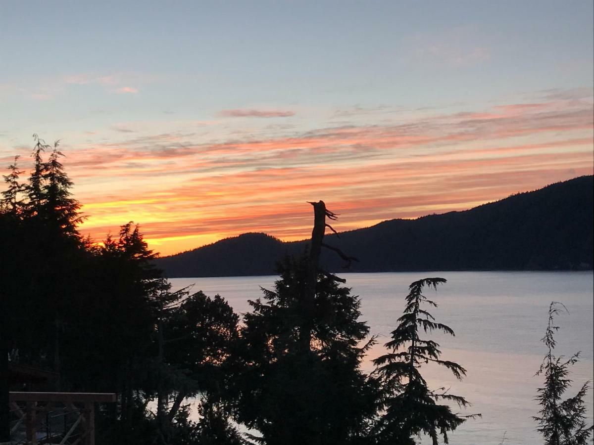 Port Renfrew Vacation Rentals Екстериор снимка
