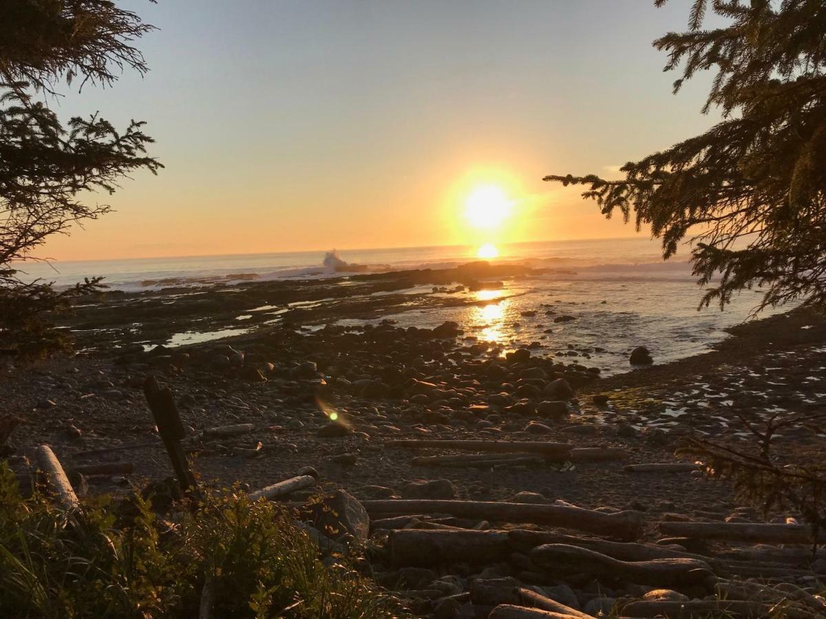 Port Renfrew Vacation Rentals Екстериор снимка