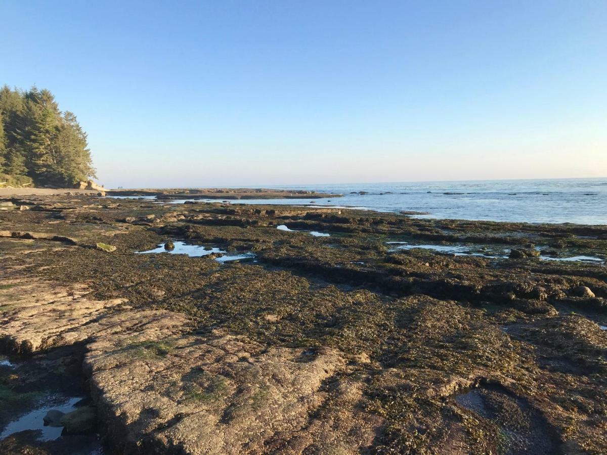 Port Renfrew Vacation Rentals Екстериор снимка
