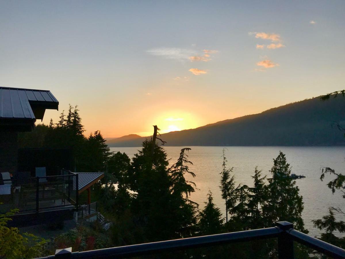 Port Renfrew Vacation Rentals Екстериор снимка